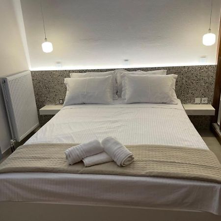 Pink Rose Luxury And Comfort Apartment At The Centre Of Preveza Exteriör bild