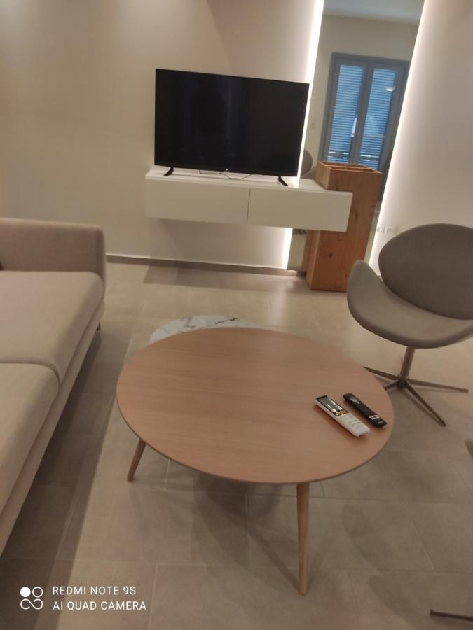 Pink Rose Luxury And Comfort Apartment At The Centre Of Preveza Exteriör bild