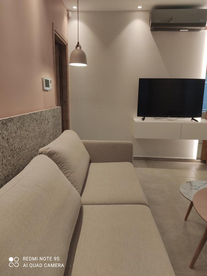 Pink Rose Luxury And Comfort Apartment At The Centre Of Preveza Exteriör bild